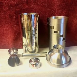 Lot of 2 Bar Accessories.